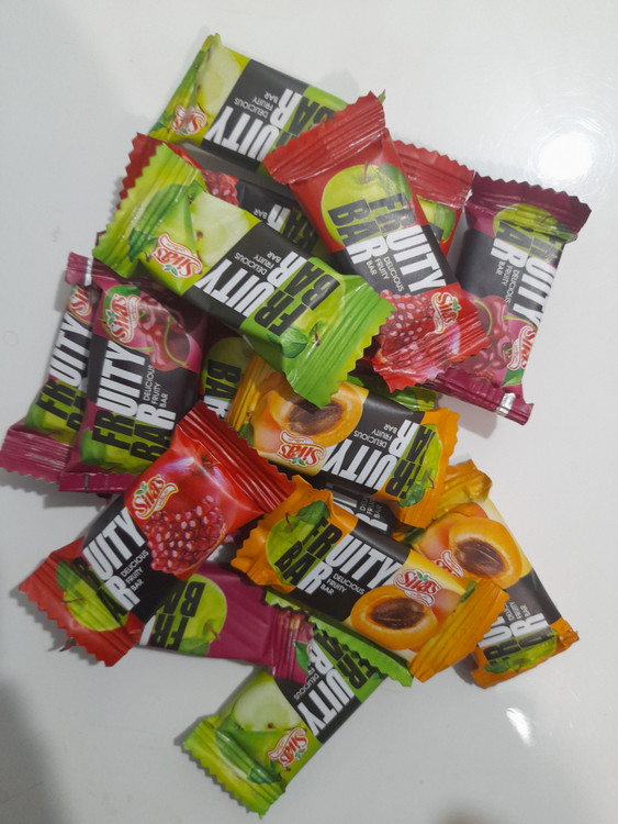 لواشک پذیرایی لایه ای یک کیلویی سی واس